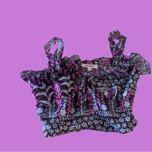 Modern renewal
Brown crop tank
Medium